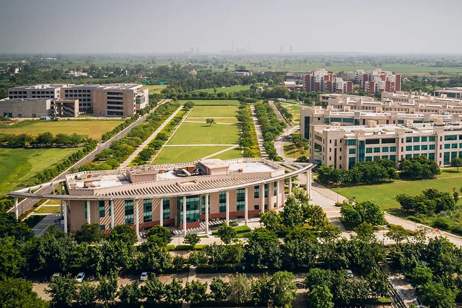 Campus view of Shiv Nadar Institution of Eminence, NH91, Tehsil Dadri, Greater Noida