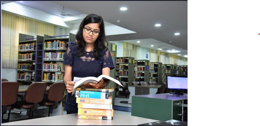 Image from Lab, Library & academic facilities album, number 3
