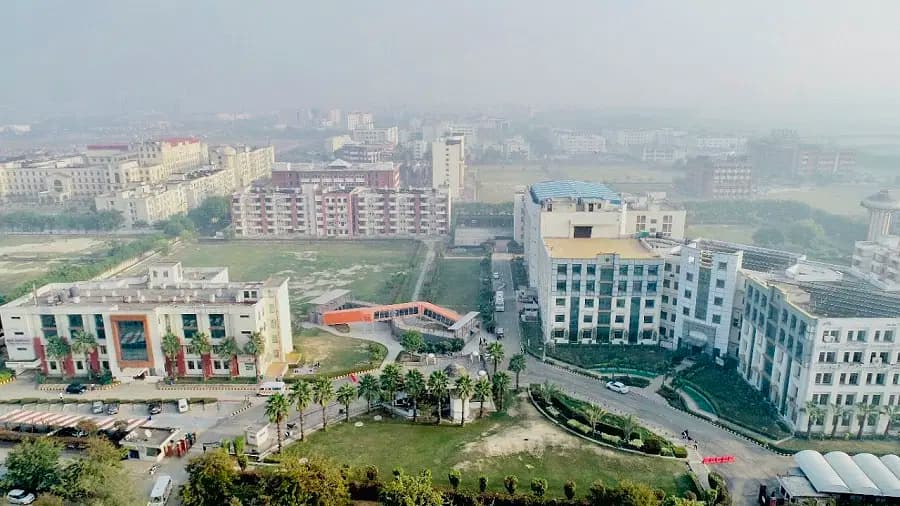 Image from Campus & Facilities album, number 1