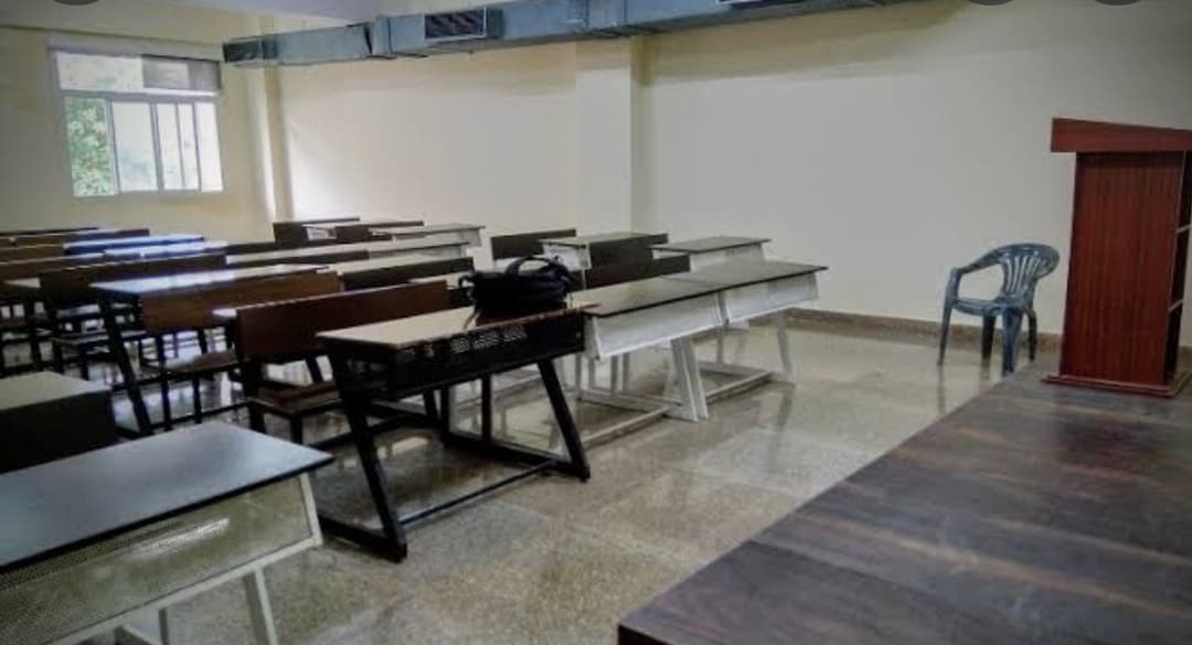 Image from Lab, Library & academic facilities album, number 3
