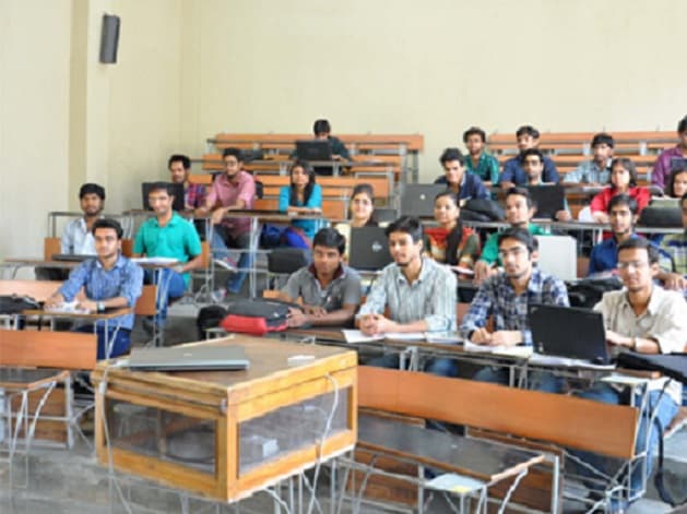 Image from Lab, Library & academic facilities album, number 13