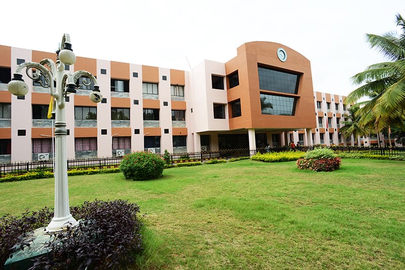 Campus view of Nitte Meenakshi Institute of Technology, Bangluru