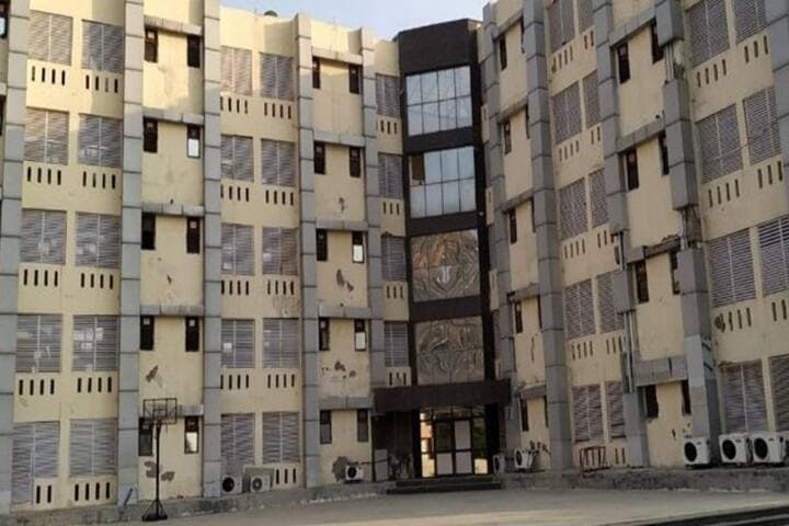 British Columbia College of Management (BCCM)