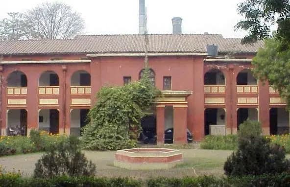 Uttar Pradesh Textile Technology Institute