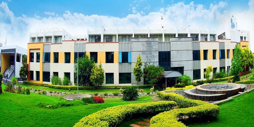 Campus view of International Institute of Information Technology, Bangluru