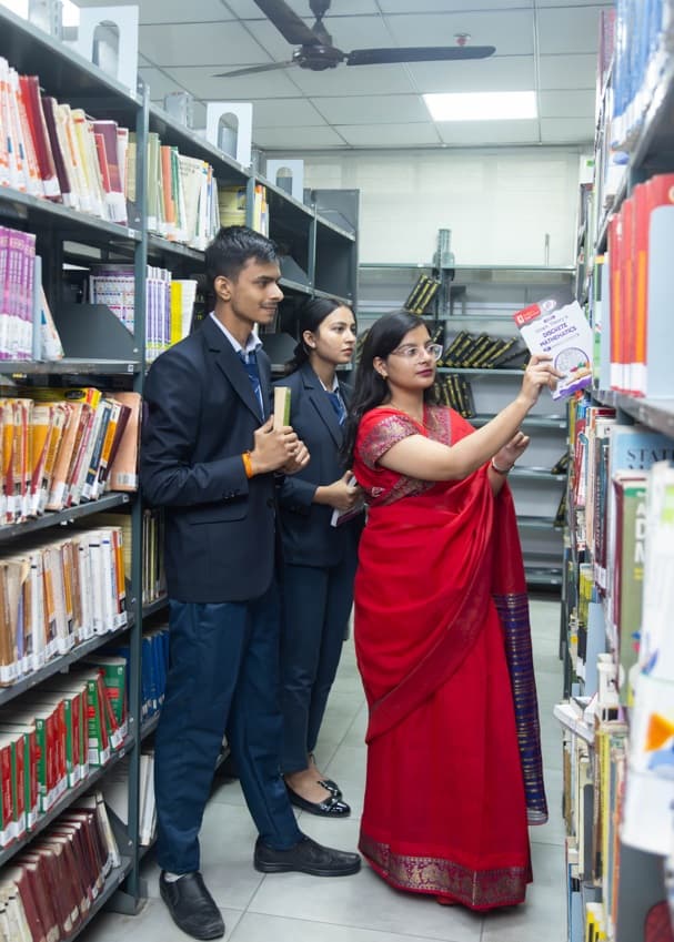 Image from Lab, Library & academic facilities album, number 8