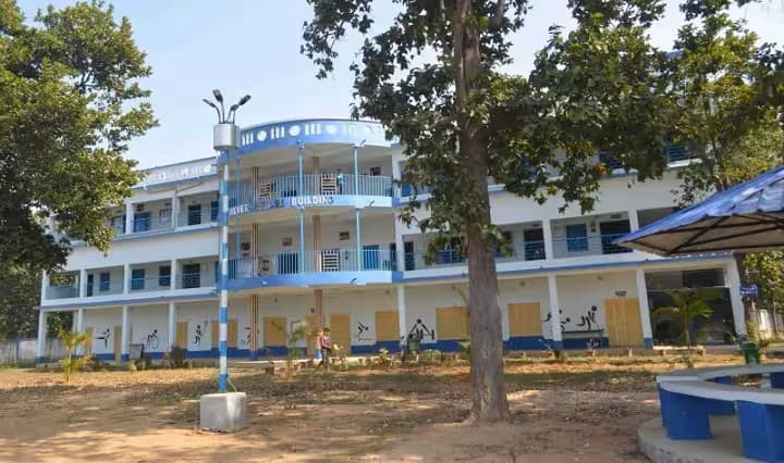 Pandit Raghunath Murmu Smriti Mahavidyalaya