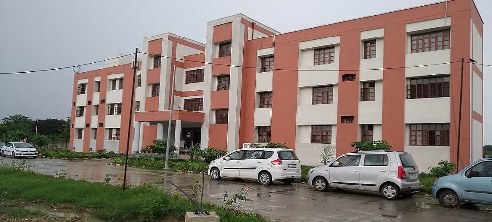 Campus view of Prof Rajendra Singh University, Saraswati Hi-tech City, Naini, Prayagraj, Uttar Pradesh 211010