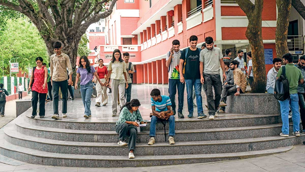 Campus view of Hansraj College, University of Delhi, Delhi