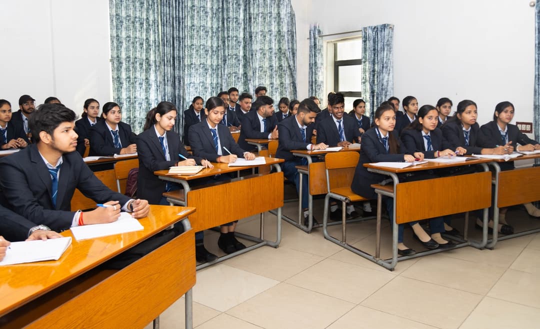 Image from Lab, Library & academic facilities album, number 6