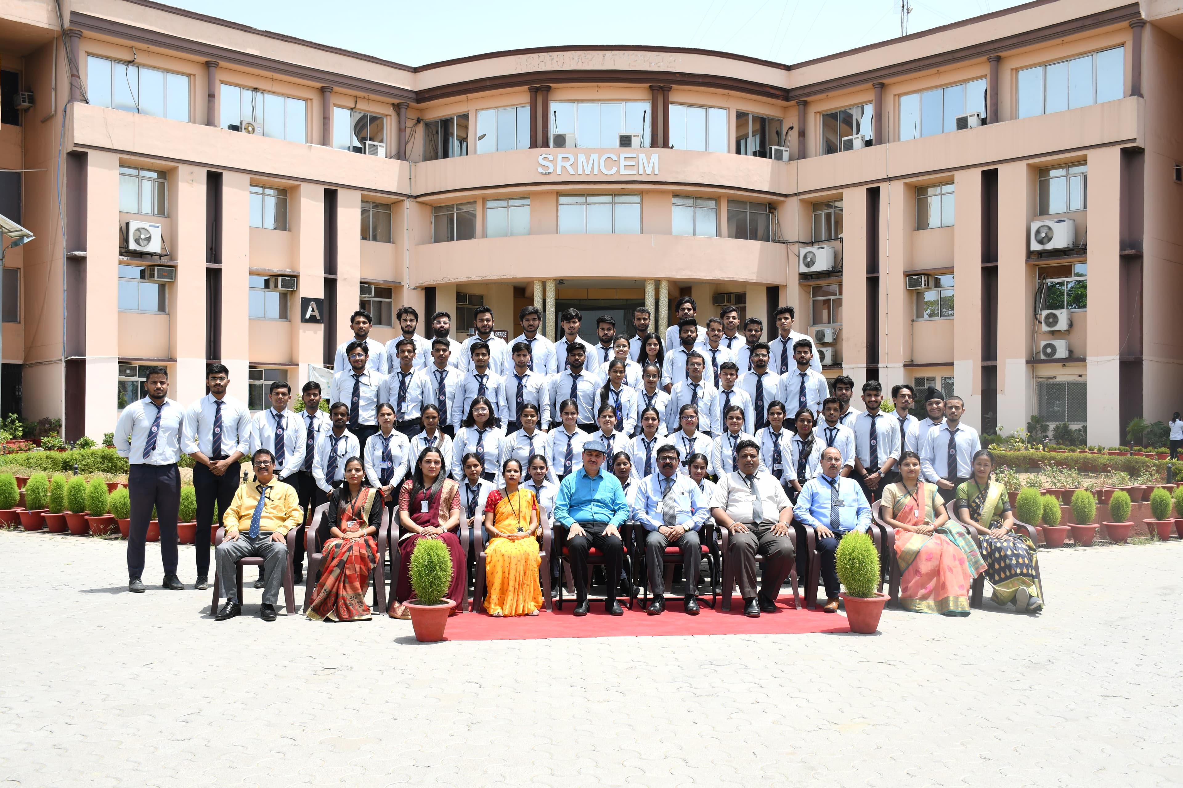 Campus view of Sri Ramswaroop Memorial College of Engineering and Management , Lucknow