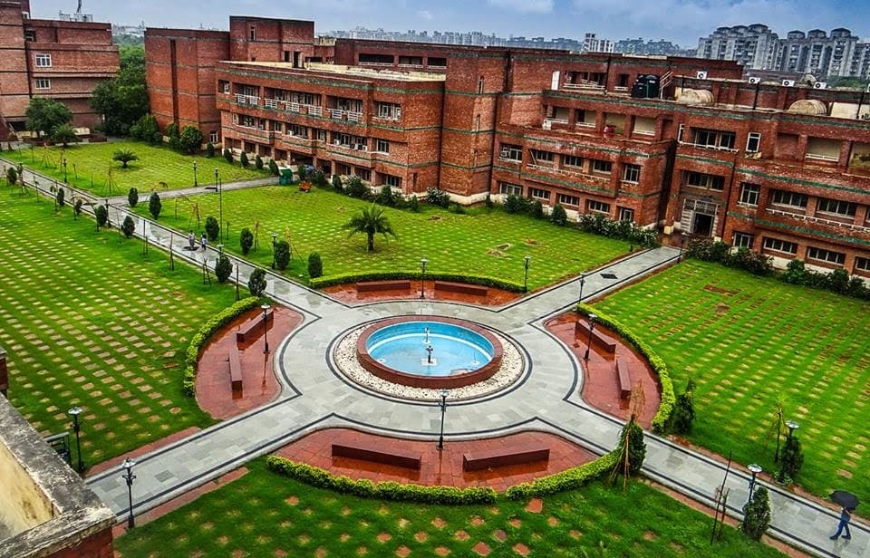Campus view of Netaji Subhas University of Technology, Azad Hind Fauj Marg, Dwarka Sector-3, Dwarka, Delhi, 110078