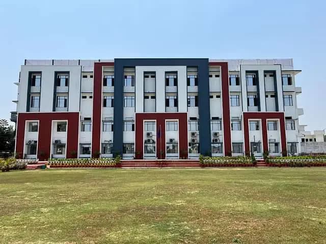 Campus view of Care College of Nursing, Rohalki-Kishanpur, Bahadrabad, Haridwar, Uttarakhand 249402