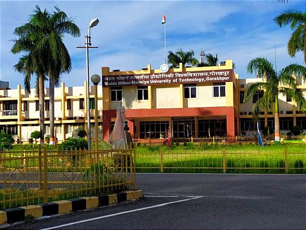 Campus view of MMM University of Technology, Deoria Road, Gorakhpur, Uttar Pradesh 273010