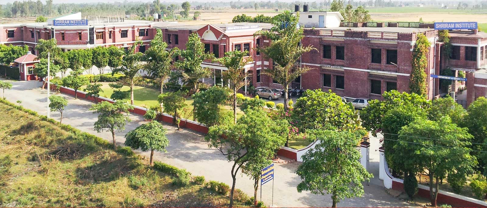 Campus view of Shriram Institute of Management and Technology, 7th Km Stone, Corbett Sun City, Ramnagar Road, Kashipur, Uttarakhand 244713