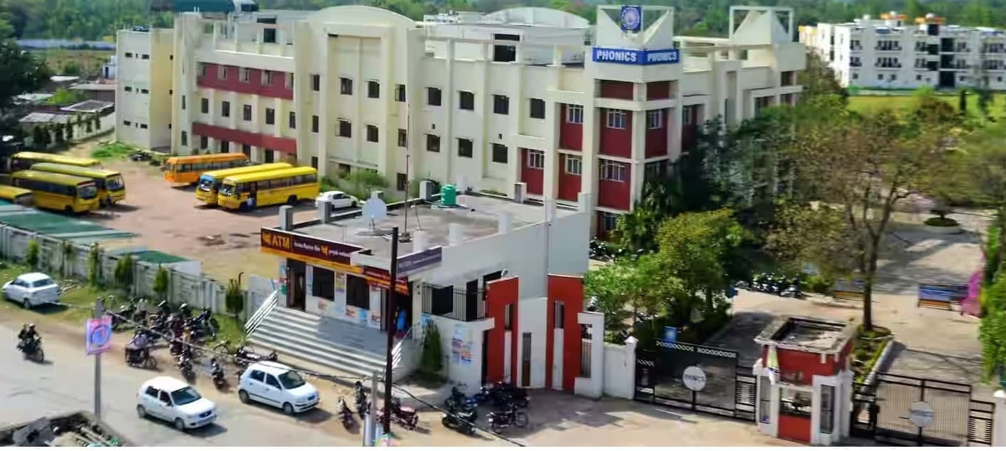 Campus view of Phonics University, Imli Khera, Dharampur, 12th Mile Stone, Bhagwanpur-Haridwar Highway, Roorkee-247667, Haridwar (U.K.), India